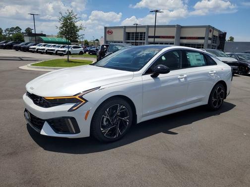 2025 Kia K5 GT-Line