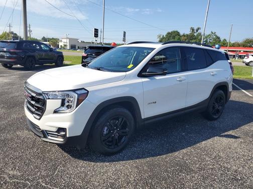 2022 GMC Terrain AT4