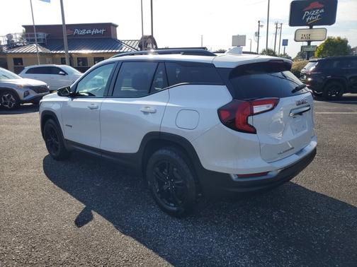 2022 GMC Terrain AT4