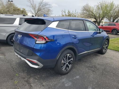 2024 Kia Sportage EX