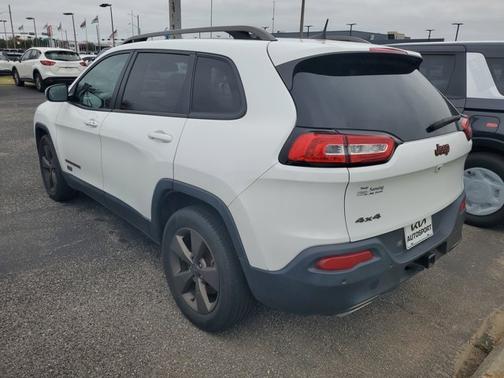 2016 Jeep Cherokee 75th Anniversary
