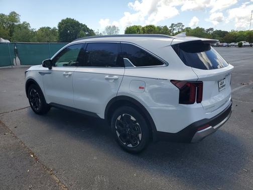 Glacial White Pearl 2026 Kia Sorento S