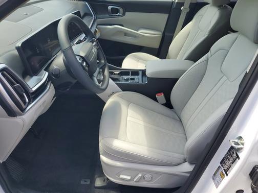 Glacial White Pearl 2026 Kia Sorento S