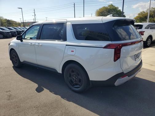 Snow White Pearl 2026 Kia Carnival LX