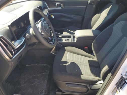 2025 Kia Sorento LX