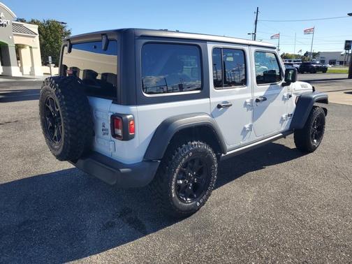 2023 Jeep Wrangler Willys