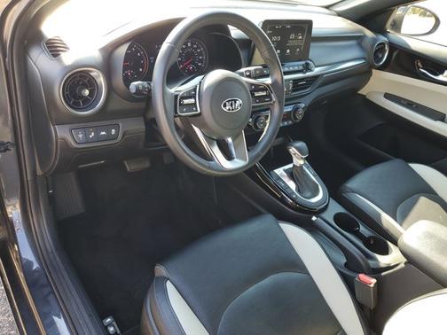 2020 Kia Forte EX