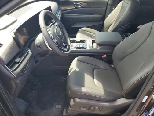 2025 Kia Carnival Hybrid SX