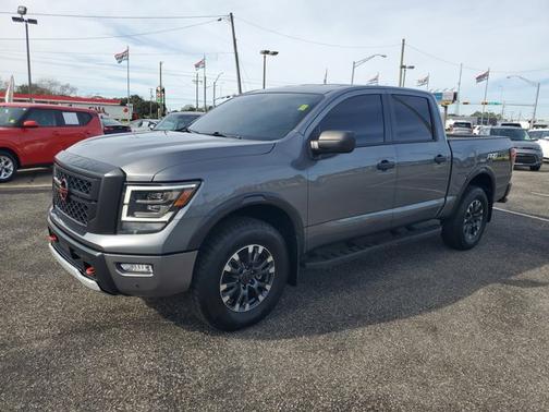 2024 Nissan Titan PRO-4X