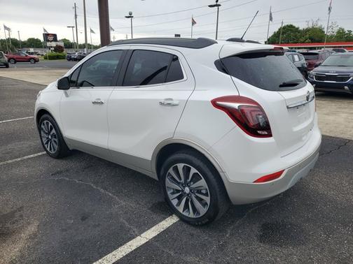 White Frost Tricoat 2019 Buick Encore Essence