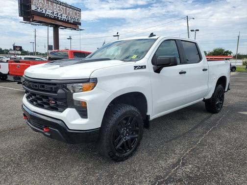2024 Chevrolet Silverado 1500 Custom Trail Boss