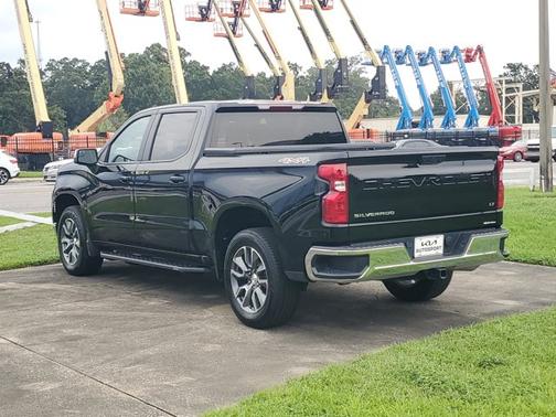 Black 2025 Chevrolet Silverado 1500 1LT