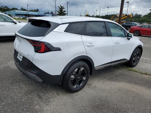 2026 Kia Sportage LX