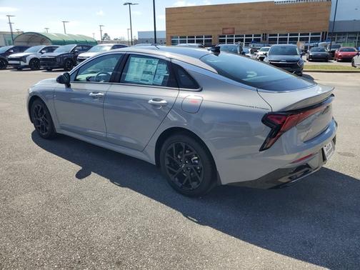 2026 Kia K5 GT-Line
