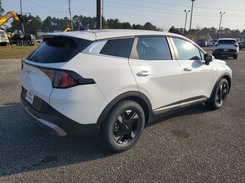 2026 Kia Sportage LX