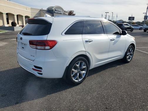 2018 Kia Sorento SX V6