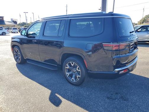 2023 Jeep Wagoneer Series III