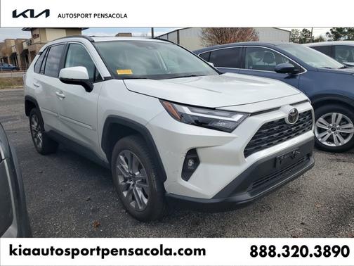 2023 Toyota RAV4 XLE Premium