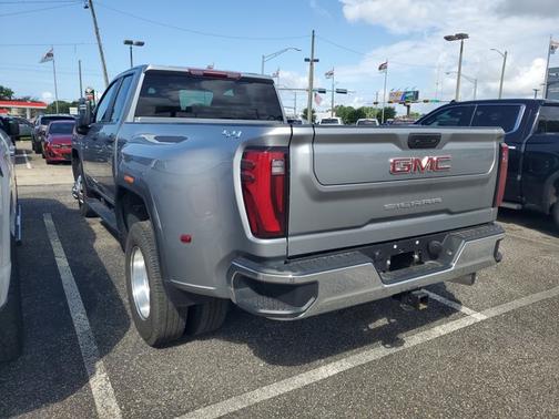 Sterling Metallic 2026 GMC Sierra 3500 Pro