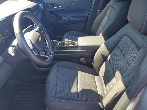 2025 Chevrolet Equinox FWD LT