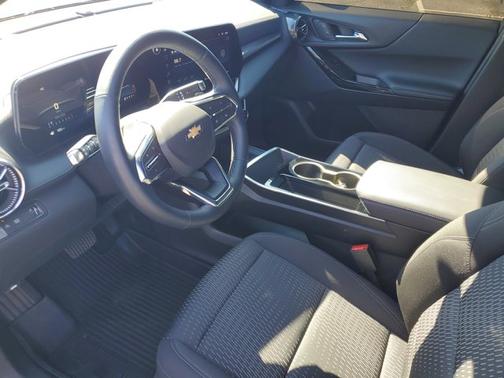 2025 Chevrolet Equinox FWD LT