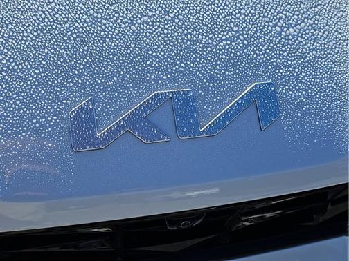 2025 Kia K5 EX