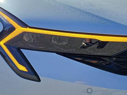 2025 Kia K5 EX