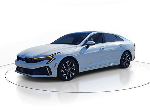 2025 Kia K5 EX