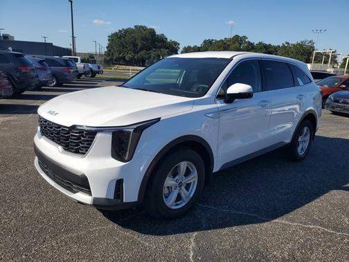 2026 Kia Sorento LX