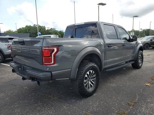 2020 Ford F-150 Raptor