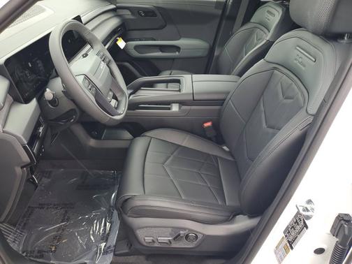 Glacial White Pearl 2027 Kia Telluride Hybrid X-Line SX