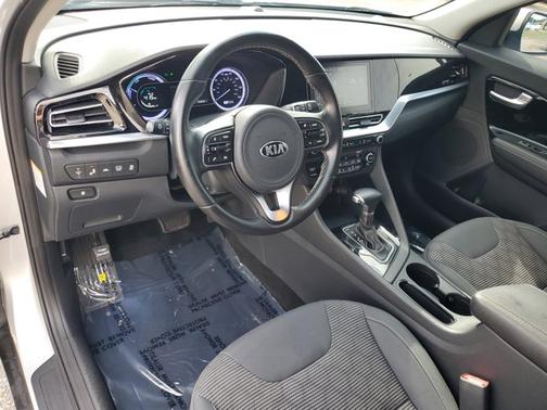 2021 Kia Niro LXS