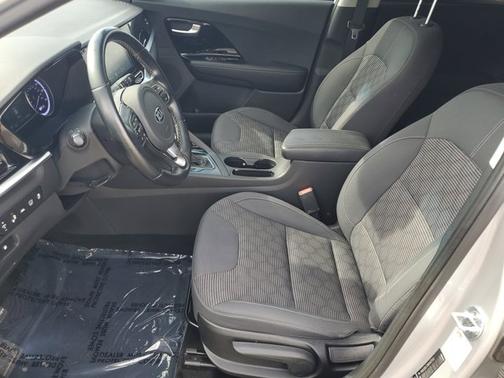 2021 Kia Niro LXS