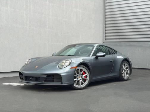 Vanadium Grey Metallic 2026 Porsche 911
