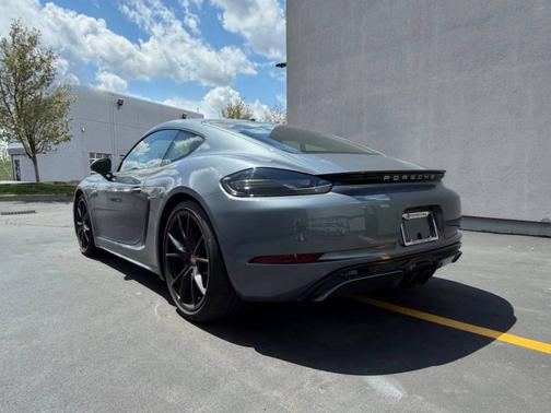 Vanadium Grey Metallic 2025 Porsche 718 Cayman