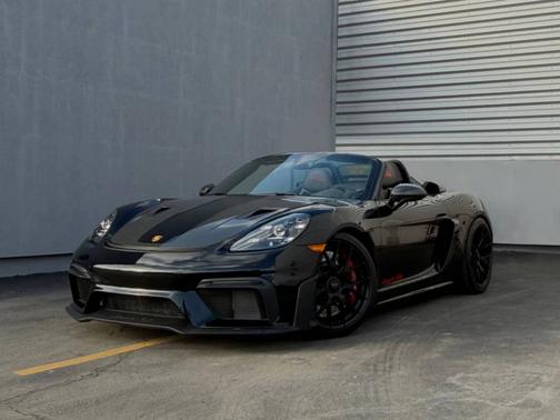 Black 2025 Porsche 718 Spyder