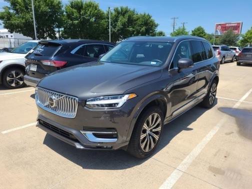 2024 Volvo XC90 B5 Plus Bright Theme