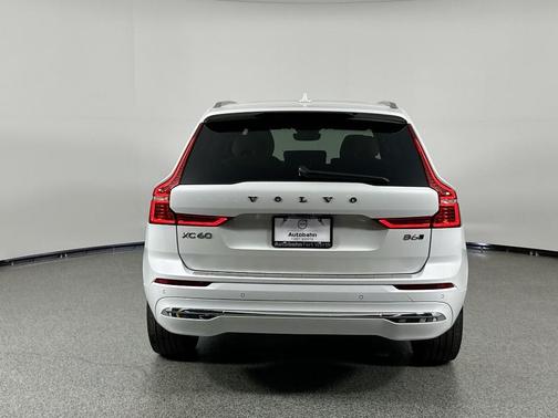 2022 Volvo XC60 B6 Inscription