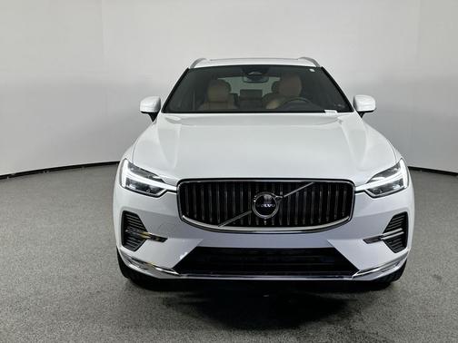 2022 Volvo XC60 B6 Inscription