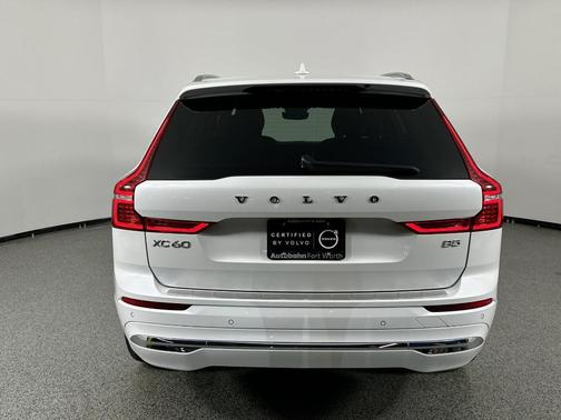 2022 Volvo XC60 B5 Inscription