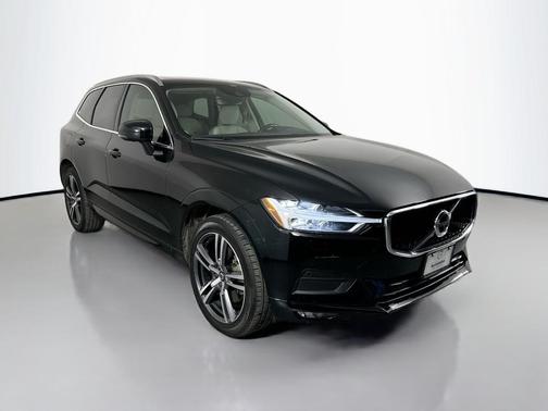 2020 Volvo XC60 T6 Momentum