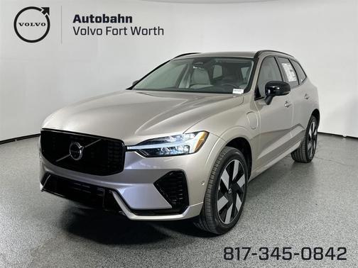 2025 Volvo XC60 Plug-In Hybrid T8 Plus