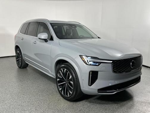 2025 Volvo XC90 Plug-In Hybrid T8 Ultra 7-Seater