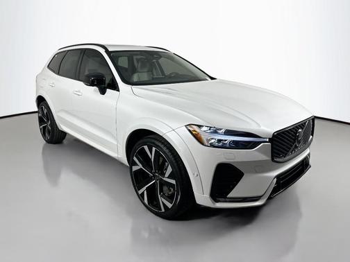 2026 Volvo XC60 B5 Ultra