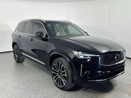2026 Volvo XC90 B5 Plus