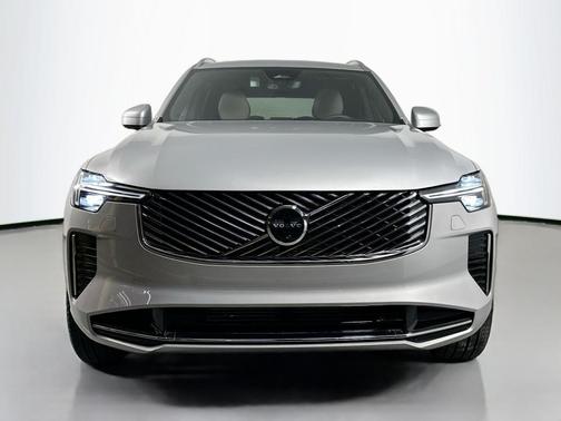 2025 Volvo XC90 Plug-In Hybrid T8 Plus 7-Seater