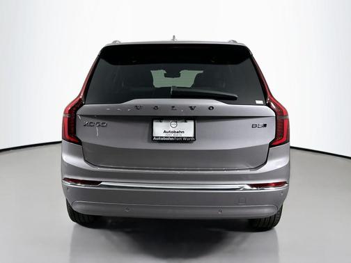 2026 Volvo XC90 B5 Plus 6-Seater