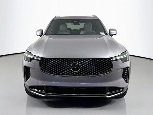 2026 Volvo XC90 B5 Plus 6-Seater