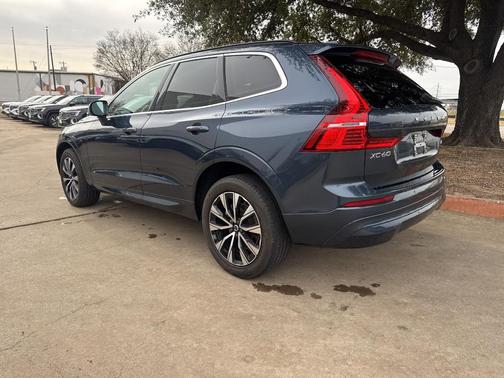 2023 Volvo XC60 B5 Core