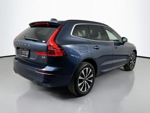 2023 Volvo XC60 B5 Core